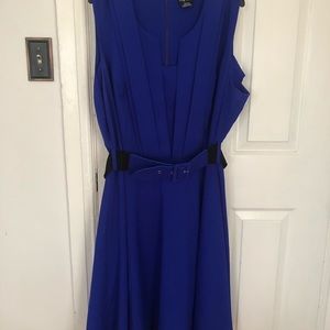 Beautiful blue sleeveless dress. Only worn 2X